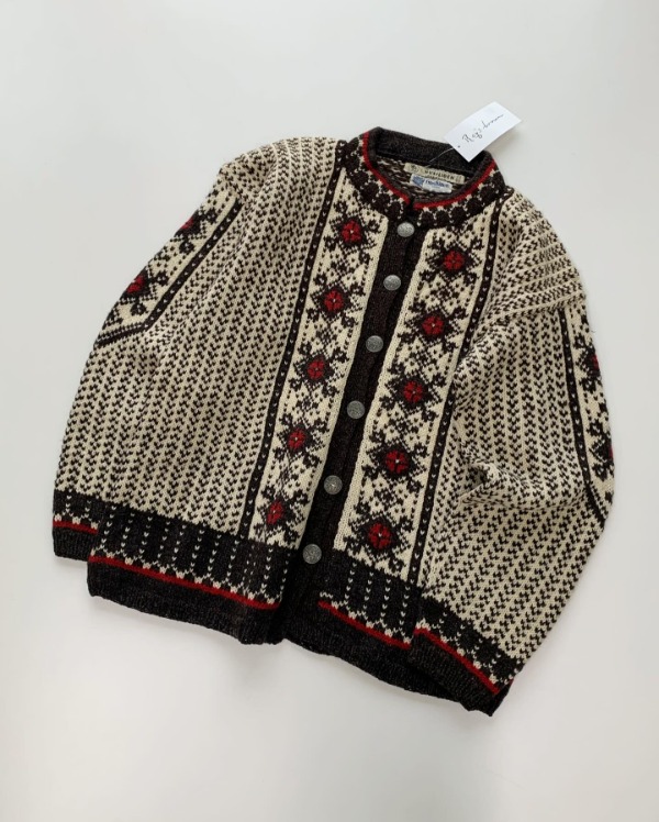 | USED | KF826. NORWAY. HAND MADE iconic wool cardigan